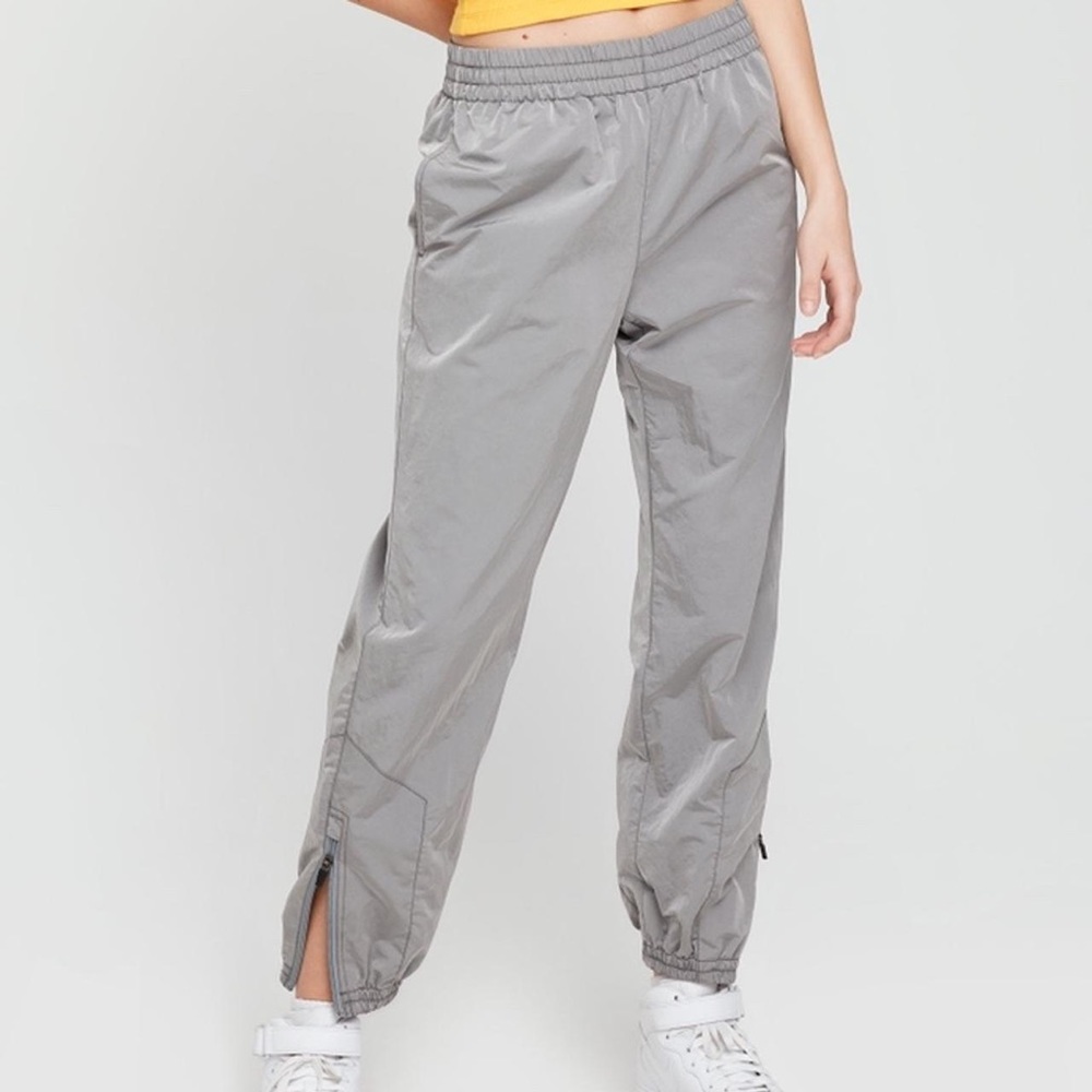 Aritzia TNA Dope Dyed Trackpants - Picture 1 of 8